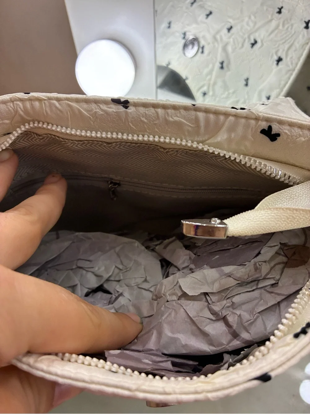 Brand new bow purse